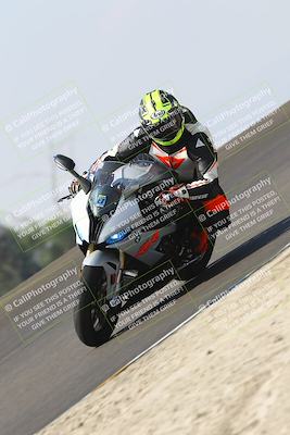 media/Sep-20-2025-TrackDaz (Sat) [[27f0cde673]]/B Group/1120am (Turn 2)/